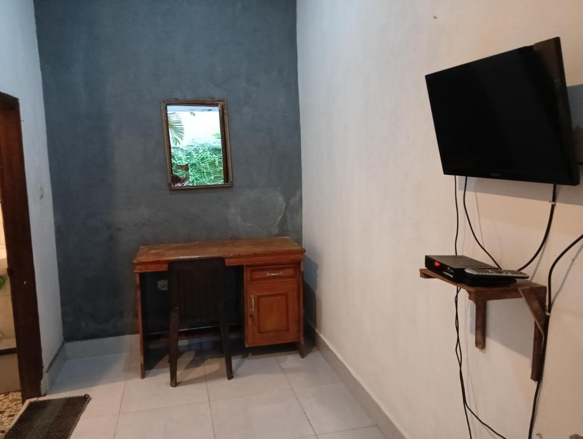 Ayu Homestay *