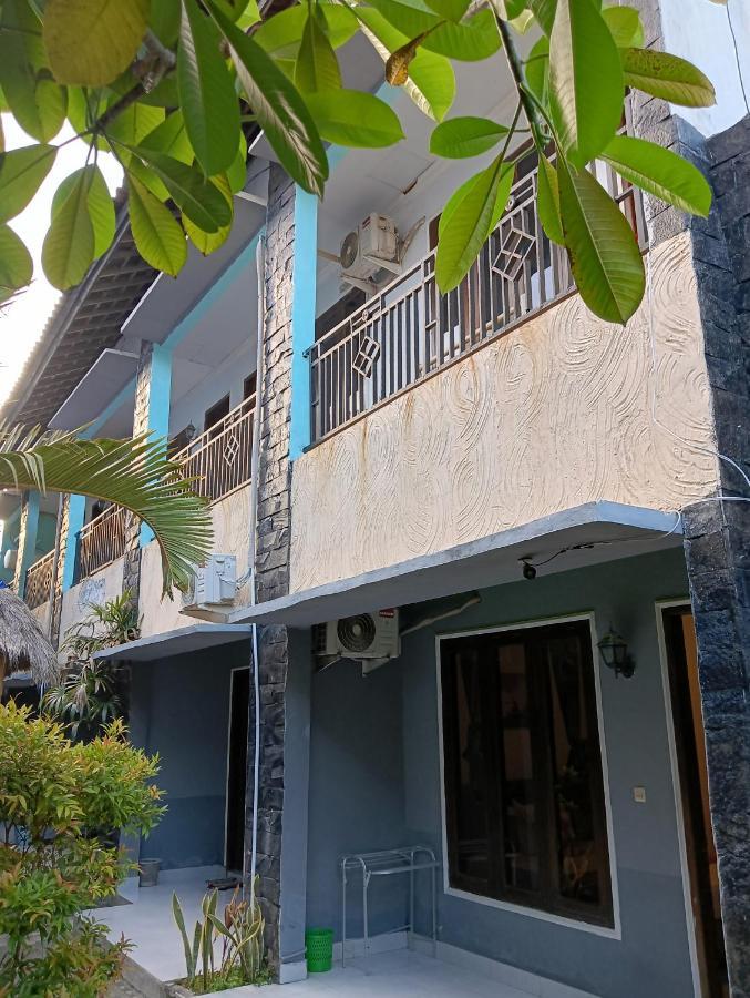 Ayu Kuta (Lombok)