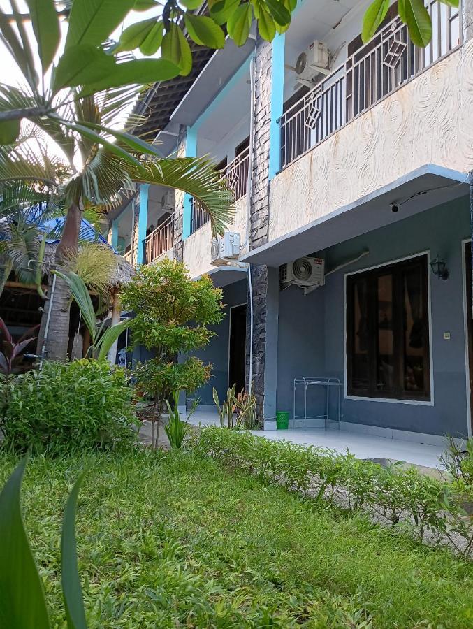 Ayu * Kuta (Lombok)